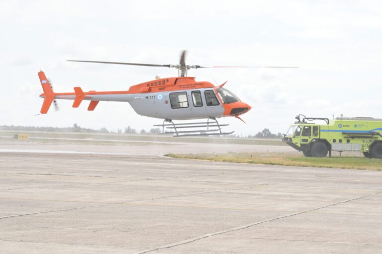 Misiones en la cordillera: Bell 407, el nuevo helicóptero que se suma a las Fuerzas Armadas argentinas