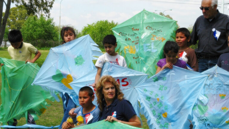 Barrileteada solidaria: volando alto por las enfermedades poco frecuentes