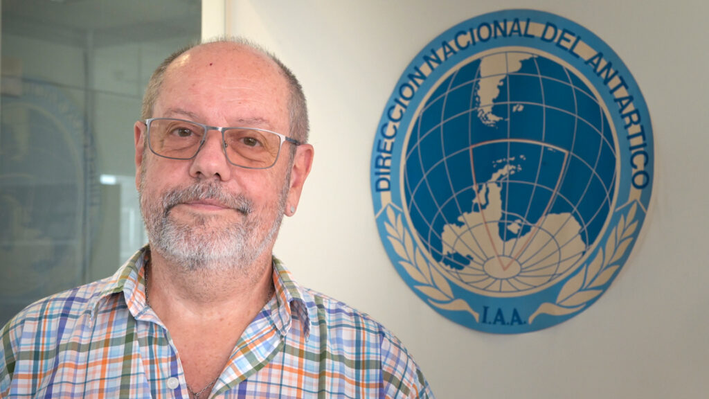 Martín Ansaldo, coordinador del área de Ciencias de la Vida del Instituto Antártico Argentino (IAA)