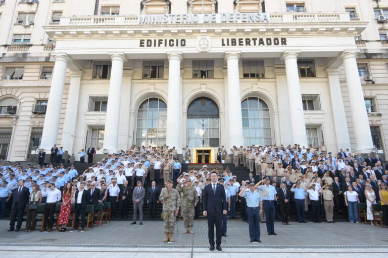Asumió el brigadier general Xavier Isaac y se renovó la cúpula en el Estado Mayor Conjunto de las Fuerzas Armadas