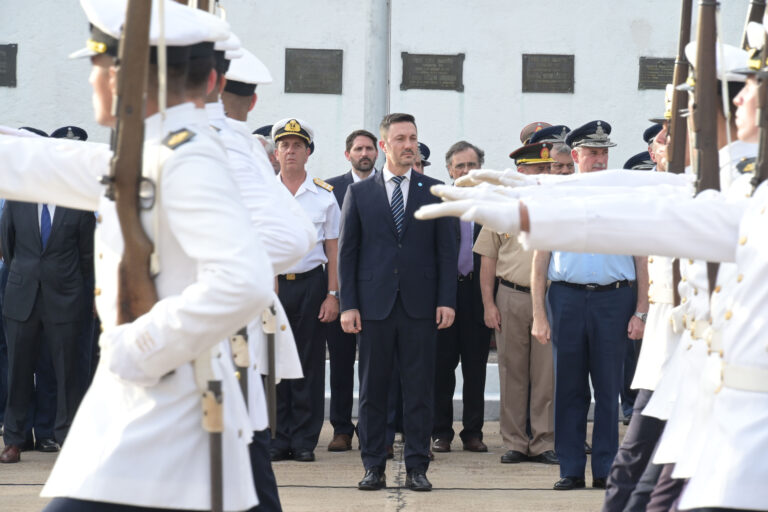 Asumieron los nuevos jefes del Ejército, la Fuerza Aérea y la Armada Argentina