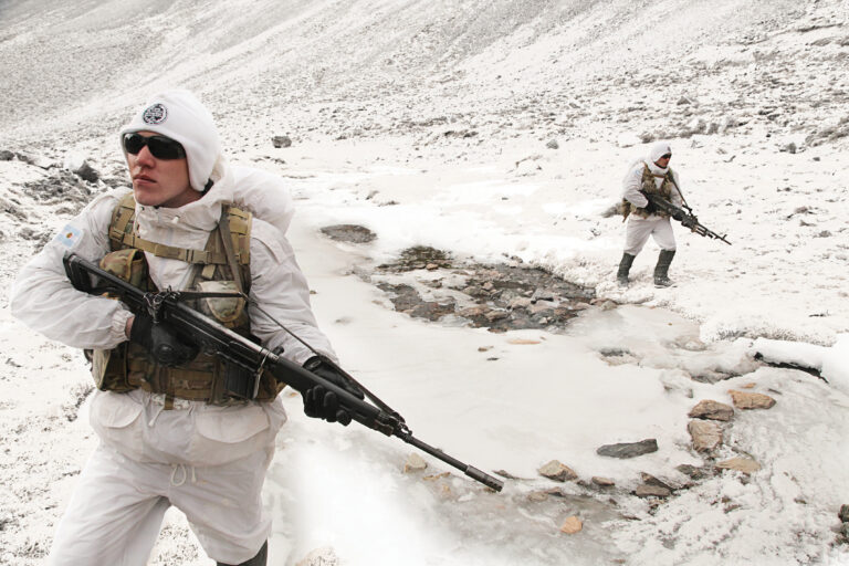Tragedia de los Andes: la visión de un militar y montañés que estuvo en el lugar del accidente retratado por el filme “La sociedad de la nieve”