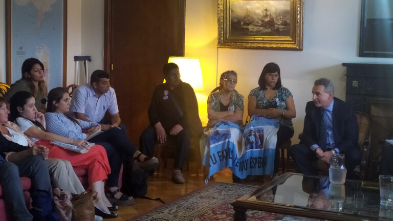 Defensa evalúa realizar homenajes los tripulantes del ARA San Juan