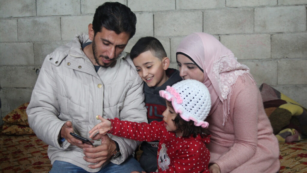 Abdulaziz y su familia en Líbano