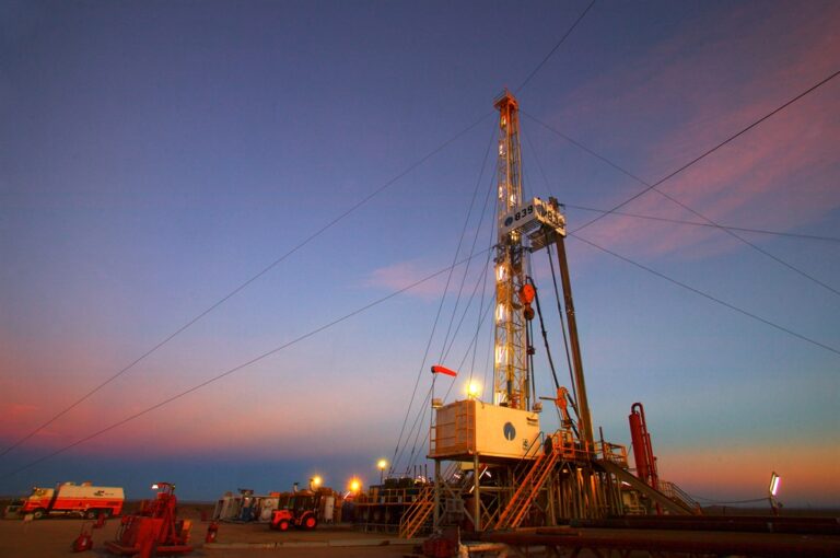 YPF adquirió los activos de Apache Corporation en la Argentina