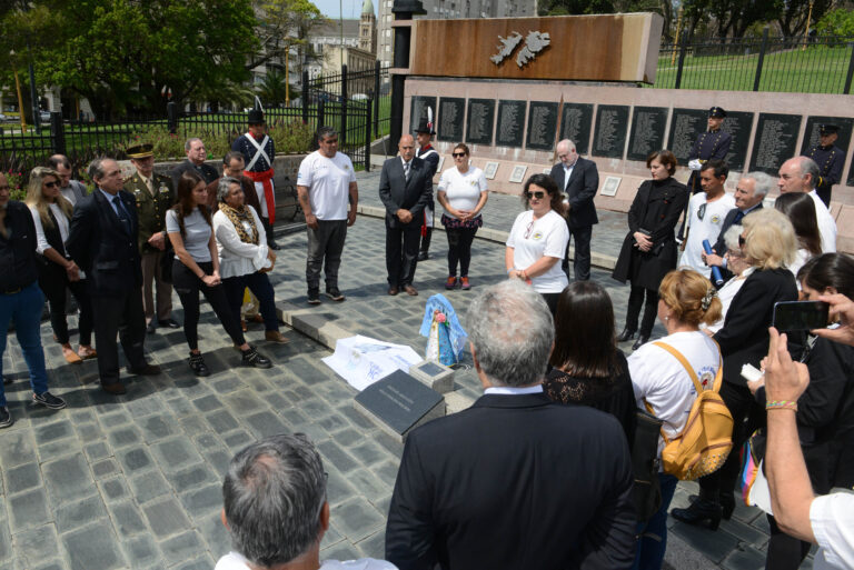 Malvinas, ¿cómo sigue el proceso de reconocimiento de los caídos?