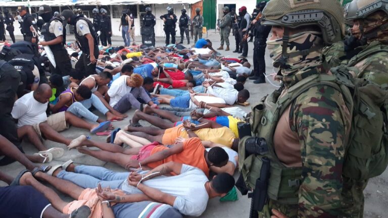 Ecuador: la tormenta perfecta que combina una grave crisis social y el auge del crimen organizado
