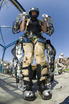 Robohub_Exoskeleton_SARCOS_Raytheon