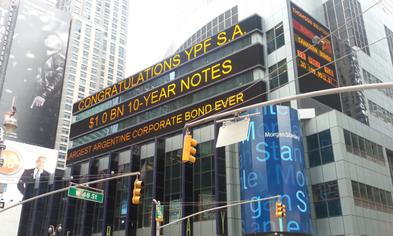 YPF consiguió colocar en el mercado internacional U$S 1000 millones