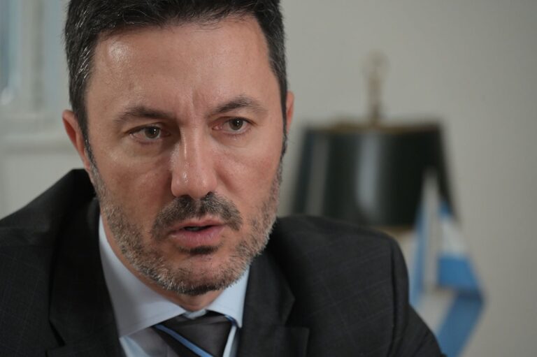 Luis Petri, con DEF: “Estamos cumpliendo con deudas que se arrastraron durante décadas”