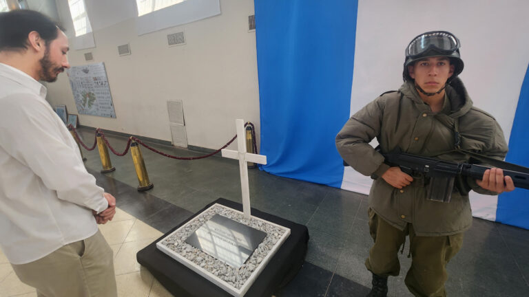 “Malvinas nos une”: cómo es la muestra organizada por el Ejército para homenajear a sus héroes de la Guerra