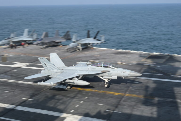 Passex “Gringo-Gaucho II”: así fue el ejercicio junto al portaaviones estadounidense USS George Washington