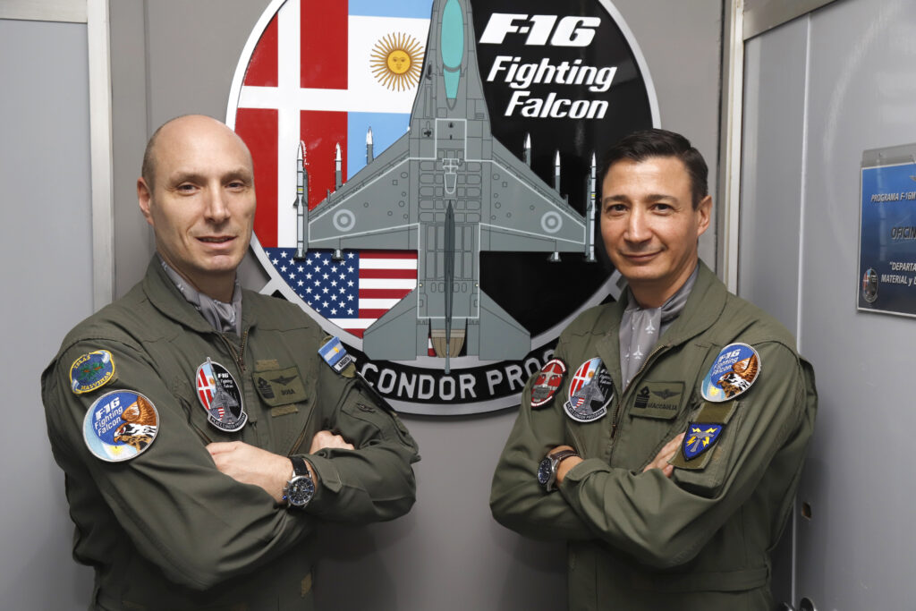 De soñar con aviones a traer los F-16 para Argentina, la historia de dos pilotos militares