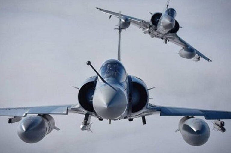 Mirage 2000-5: ¿cómo son los cazabombarderos que Francia enviará a Ucrania?