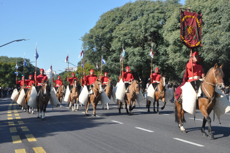 El relevo de guardia de regimientos históricos llega a Salta: ¿cuándo y dónde será?
