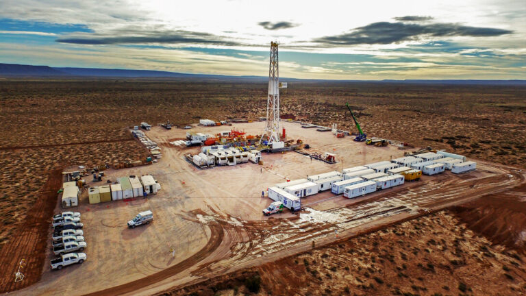 Efecto Vaca Muerta: Argentina sigue batiendo récords y ya es el tercer productor de petróleo de la región