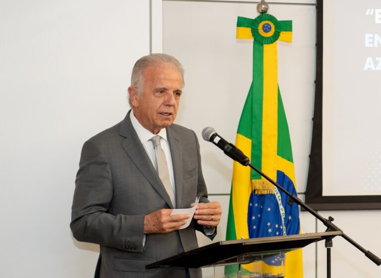 Ministro de Defensa de Brasil a DEF: “La defensa del Amazonas es una prioridad”