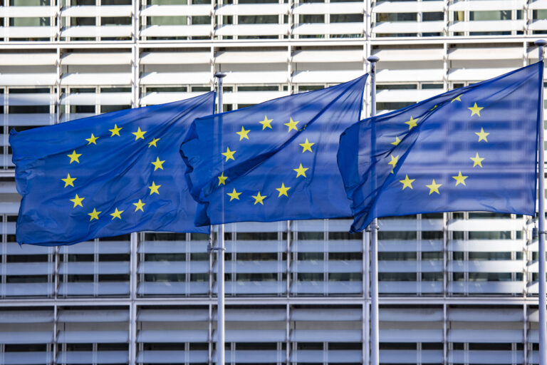 Cómo es el plan de la Unión Europea para rearmar a Ucrania y aislar a Hungría