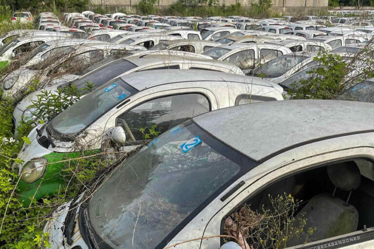 Caen las ventas y aparecen abandonados, ¿qué pasa con los autos eléctricos? 