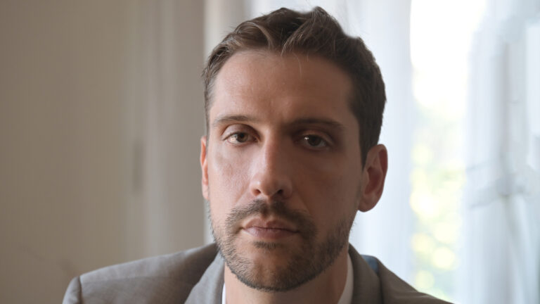 Leandro Ocón: “Las FF. AA. en seguridad interior representan un riesgo de actos de corrupción”