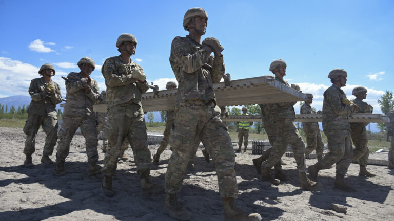 DEF en la Cordillera de los Andes: cómo son las misiones de los ingenieros del Ejército Argentino en la alta montaña