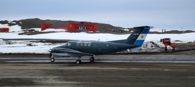 Los aviones de la Armada regresaron a la Antártida: el detrás de escena de la “operación Hermes” 