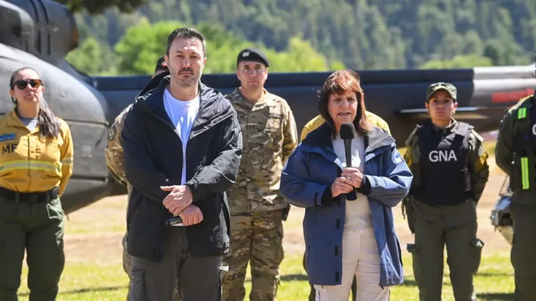 Incendios en El Bolsón: qué cambia con la Agencia Federal de Emergencias que creó el Gobierno