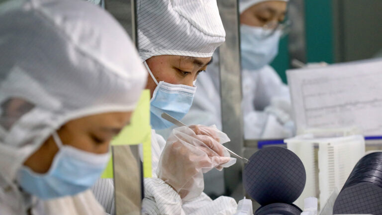 China y su ambicioso plan para desarrollar chips armamentísticos