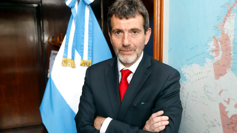 Juan Battaleme: “Buscamos reforzar la relación con Estados Unidos y mejorar el vínculo con la OTAN”