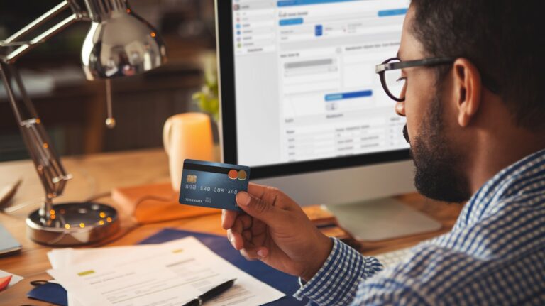 Ciberestafas: cómo engañan a las personas a través de herramientas digitales