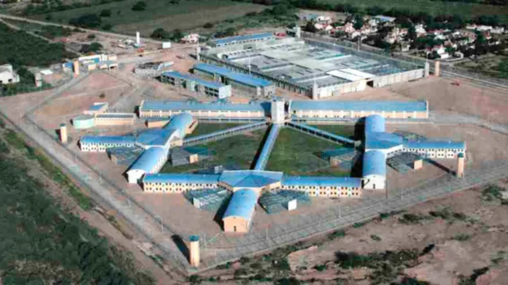 carcel-bouwer-cordoba
