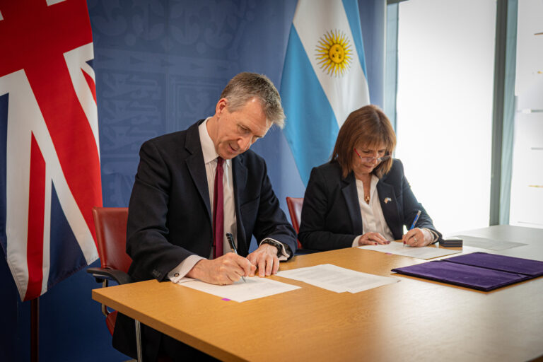 Seguridad: Argentina anunció la renovación de un memorándum clave con Reino Unido, ¿de qué se trata?
