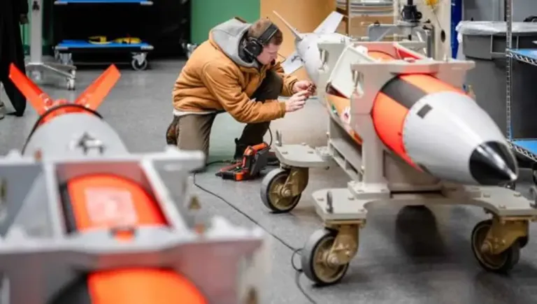 Alerta por una nueva bomba nuclear que cambia el equilibrio global