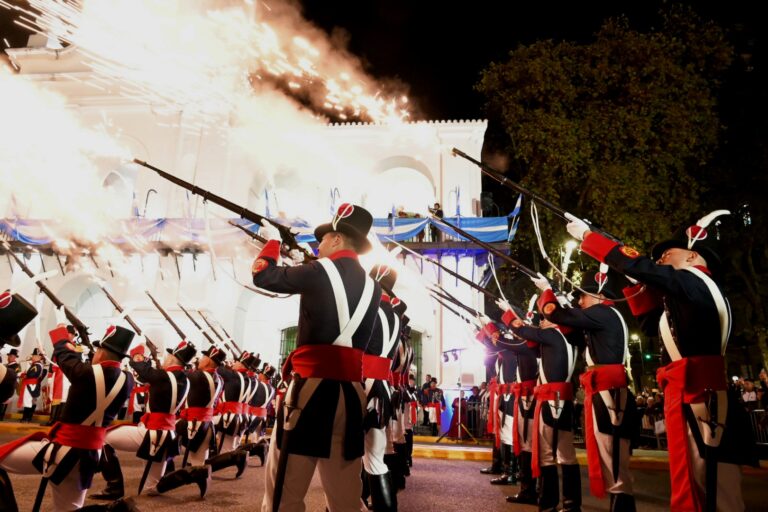 Ejército Argentino: así fue el impactante relevo de guardia de los Patricios en el Cabildo de Buenos Aires