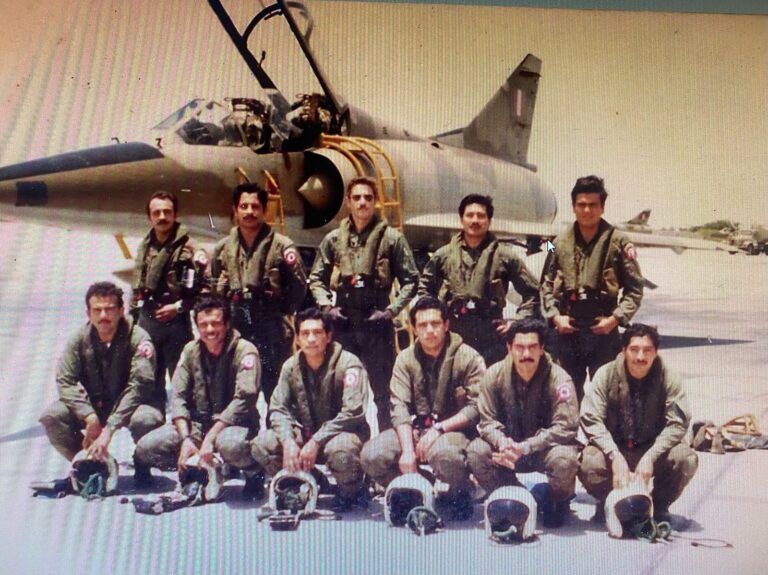 “Los aviones tenían escarapelas argentinas”: el apoyo secreto de Perú  en la Guerra de Malvinas