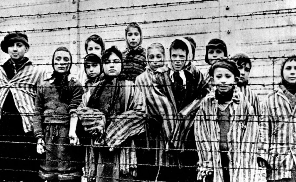 Elon-Musk-Holocausto