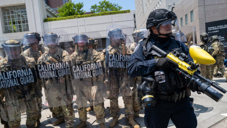 Estados Unidos: la Guardia Nacional y los marines intervienen en las protestas en Los Ángeles