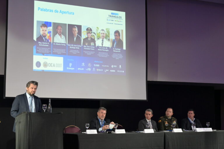 “Estrategia Triángulos”: DEF en el encuentro de alto nivel de la OEA que pone el foco en el comercio ilegal