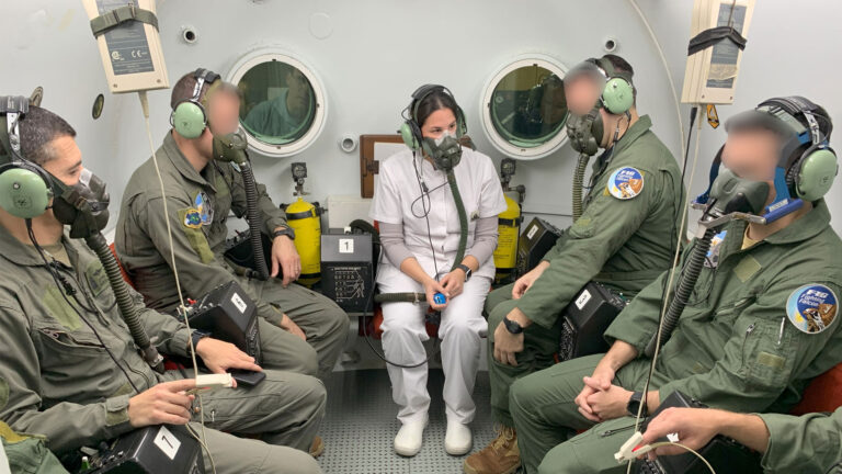 F-16 argentinos: en detalle, así se entrenan los pilotos de la Fuerza Aérea que volarán los aviones caza