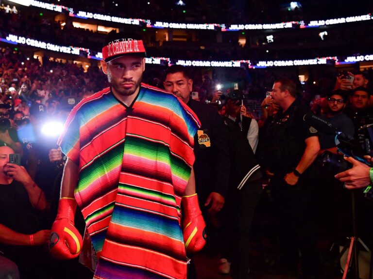 El ICE detuvo al boxeador Julio César Chávez Jr. y lo acusó de estar afiliado al Cártel de Sinaloa