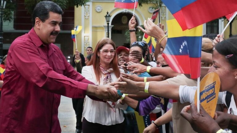 Maduro y su esposa, detenidos en EE. UU.: cuáles son los cargos que enfrentan en Nueva York