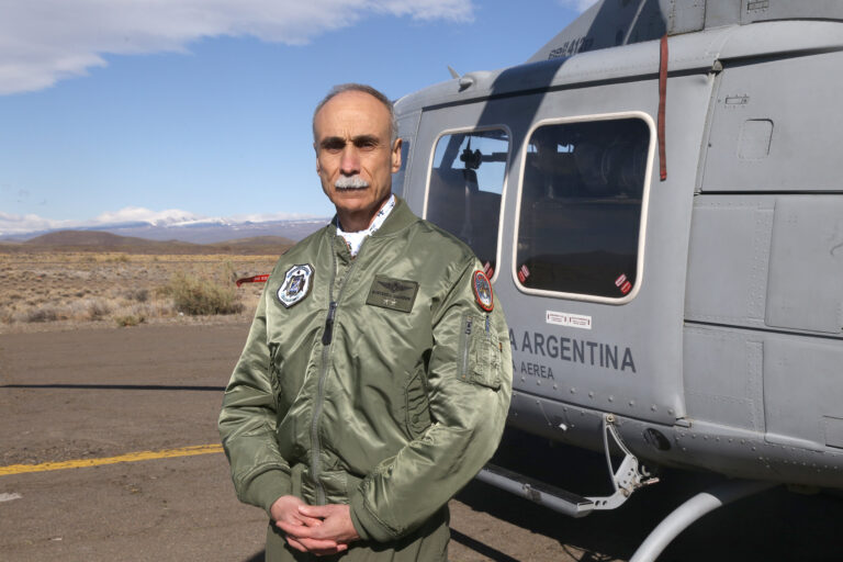 Brigadier Valverde con DEF, desde el ejercicio Glaciar: “Buscamos asegurar el éxito de la misión”