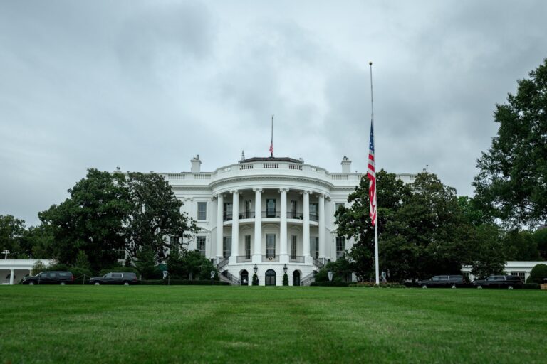 Charlie Kirk: los casos más impactantes que reflejan la cultura de la violencia política en EE. UU.