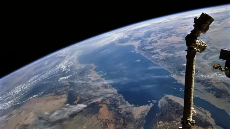 La Tierra en tiempo real: lanzaron canal de streaming 24/7 desde el espacio