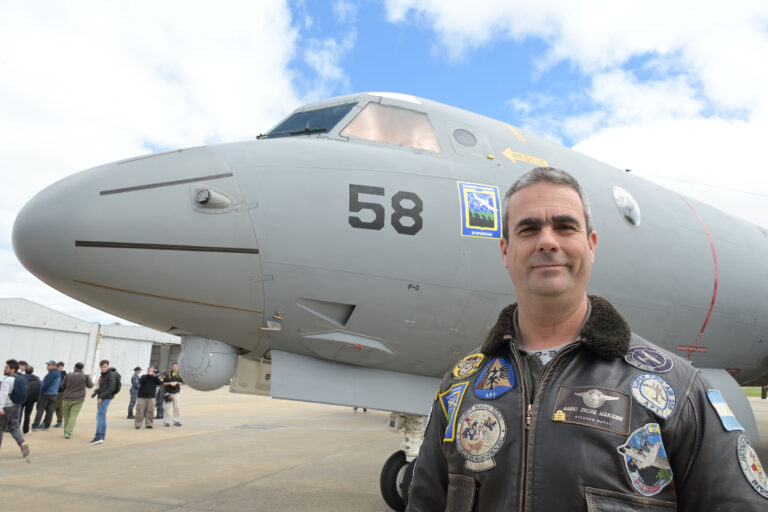 La Armada presentó un nuevo avión P-3C Orión para patrullar el Mar Argentino: los motivos de la compra