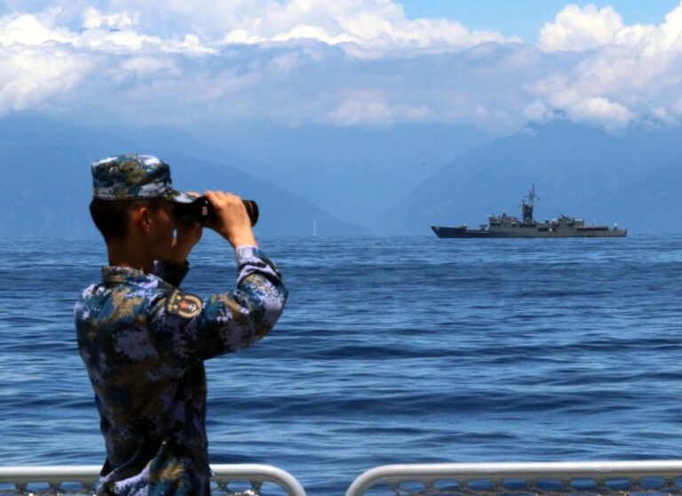 Taiwán en alerta: qué dice el nuevo manual de supervivencia frente a eventuales ataques de China