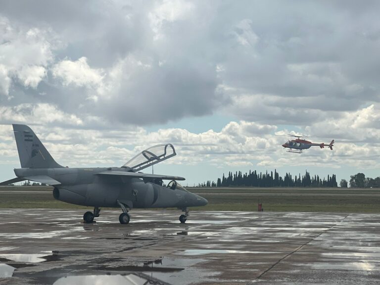 A días de la llegada de los F-16, el Estado Mayor Conjunto entregó nuevos helicópteros a la Fuerza Aérea