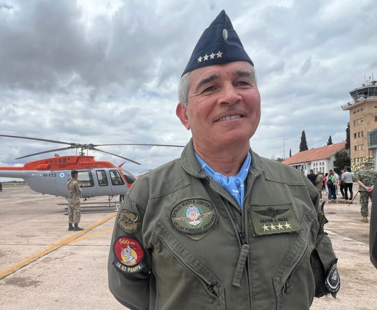 Brigadier Isaac, jefe del Estado Mayor Conjunto de las Fuerzas Armadas: “El F-16 es la mejor incorporación que podemos haber tenido”