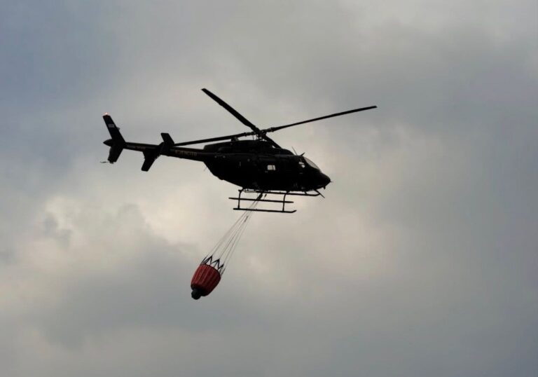 Incendios en Chubut: la palabra de los militares del Ejército Argentino que, desde el frente, combaten las llamas 