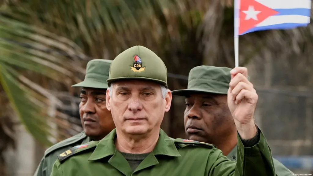 diaz-canel-ejercito-cuba